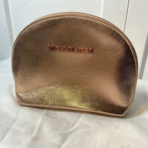 💚 Michael Kors - Rose Gold Mini Makeup Bag - 7 x 5 x 2.5 inches - Picture 1 of 5